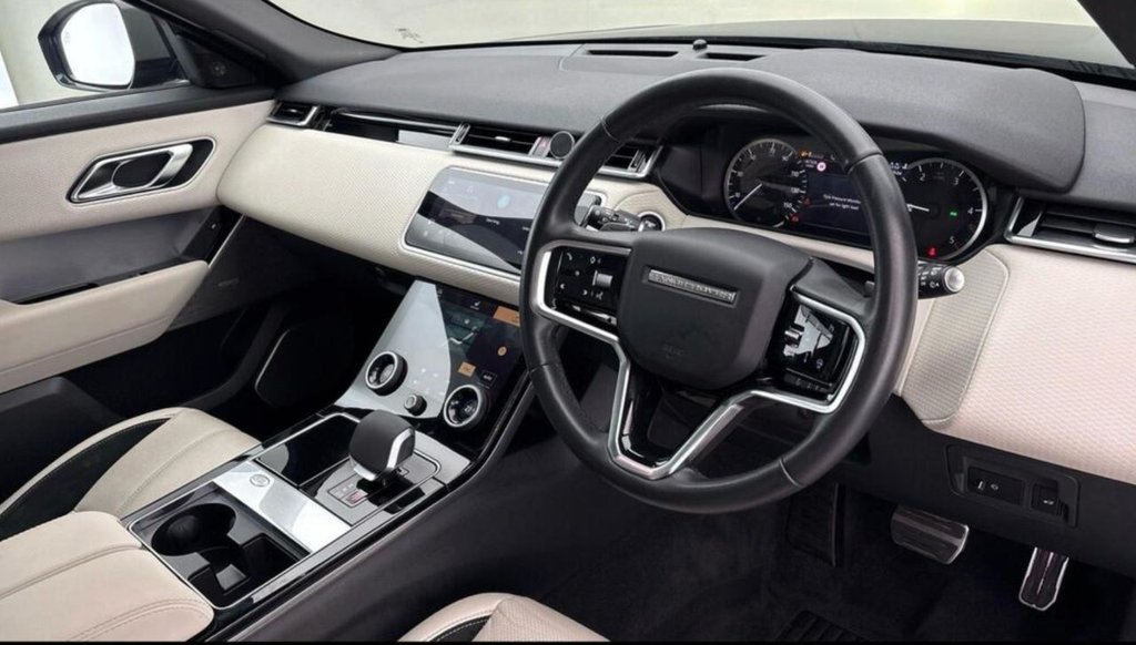 Used Land Rover Range Rover Velar 2023 for sale - 78172399: Photo 2