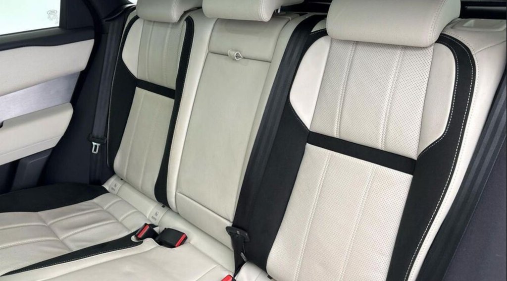 Used Land Rover Range Rover Velar 2023 for sale - 78172399: Photo 9