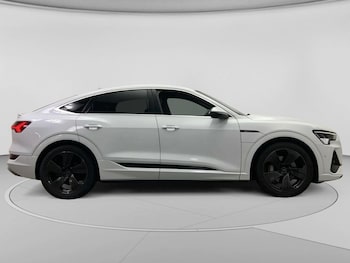 Used Audi e-tron 2022 for sale - 78839521: Photo