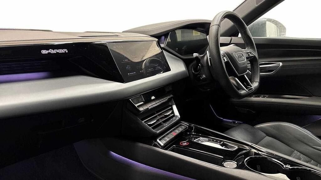Used Audi e-tron GT 2023 for sale - 77920280: Photo 6