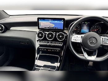 Used Mercedes-Benz GLC 2023 for sale - 79178835: Photo