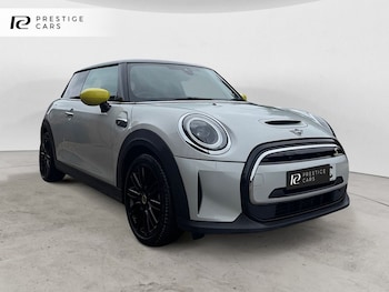 Used MINI Hatch 2021 for sale - 77689057: Photo