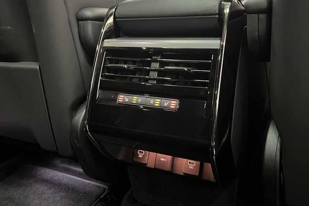 Used Land Rover Range Rover Sport 2024 for sale - 77689009: Photo 14