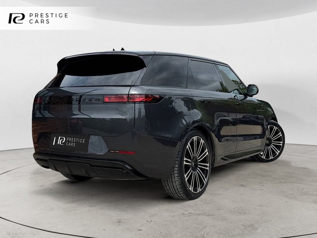 Used Land Rover Range Rover Sport 2024 for sale - 77689009: Photo 2