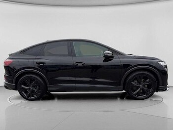 Used Audi Q4 e-tron 2024 for sale - 78458104: Photo