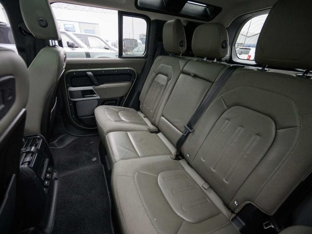 Used Land Rover Defender 2020 for sale - 77689012: Photo 11