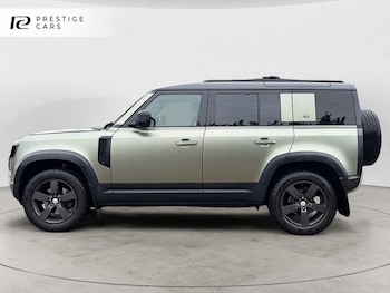 Used Land Rover Defender 2020 for sale - 77689012: Photo