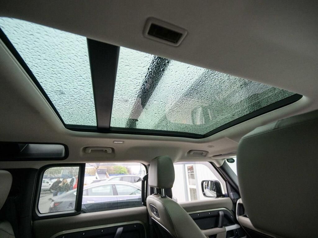 Used Land Rover Defender 2020 for sale - 77689012: Photo 7