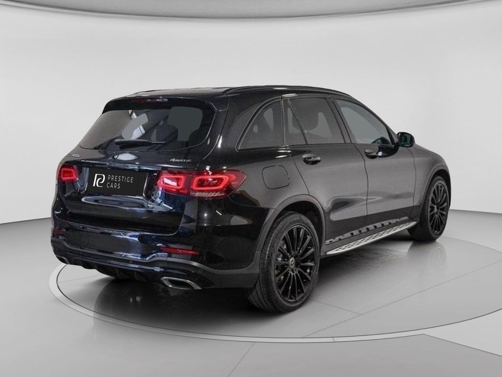 Used Mercedes-Benz GLC 2020 for sale - 77920481: Photo 2