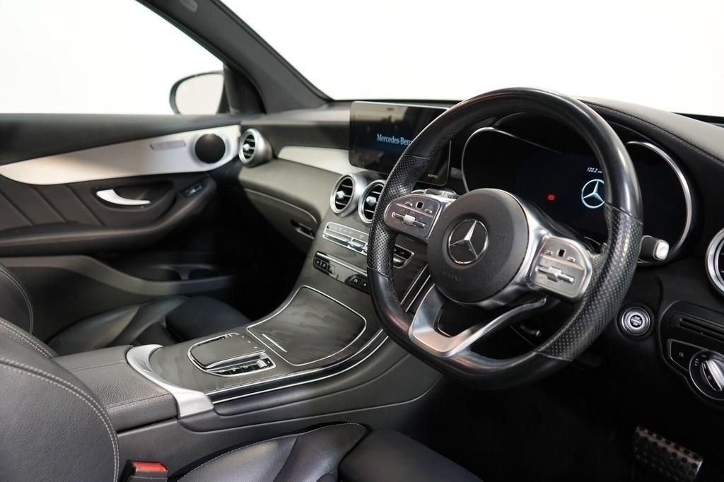 Used Mercedes-Benz GLC 2020 for sale - 77920481: Photo 4