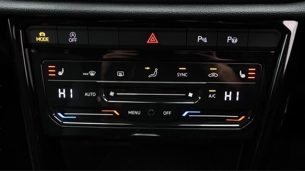 Used Volkswagen T-Roc 2022 for sale - 77693021: Photo 6