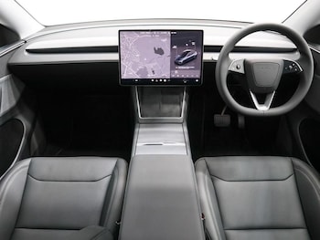 Used Tesla Model Y 2025 for sale - 79103700: Photo