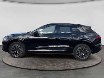 Used Audi Q8 2024 for sale - 79462233: Photo