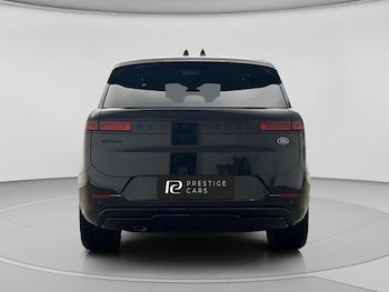 Used Land Rover Range Rover Sport 2024 for sale - 79178724: Photo