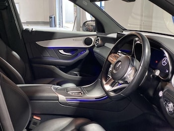 Used Mercedes-Benz GLC 2020 for sale - 77748419: Photo