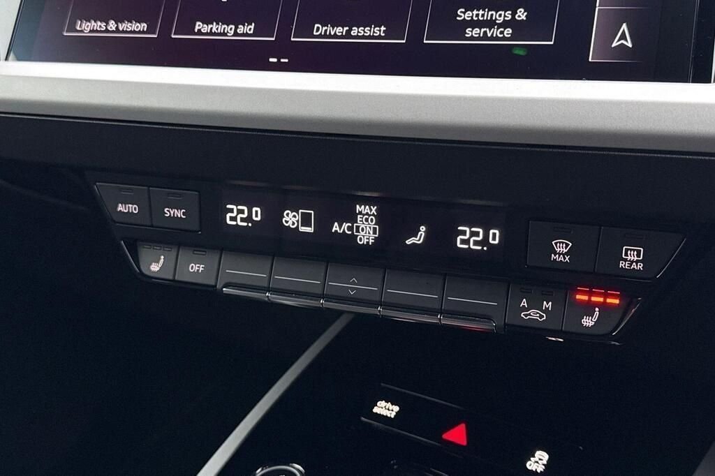 Used Audi Q4 e-tron 2022 for sale - 78029873: Photo 9