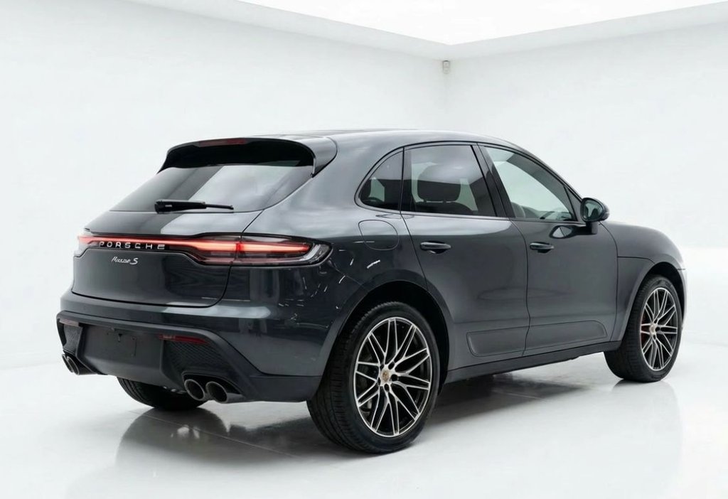 Used Porsche Macan 2023 for sale - 77841352: Photo 3