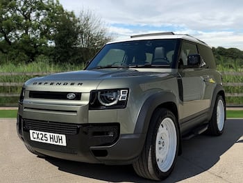 Used Land Rover Defender 2025 for sale - 79655490: Photo