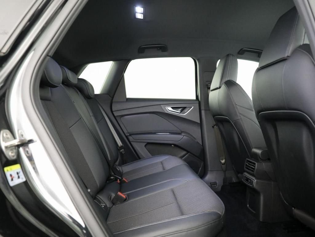 Used Audi Q4 e-tron 2023 for sale - 77748423: Photo 11
