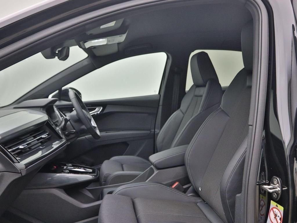 Used Audi Q4 e-tron 2023 for sale - 77725762: Photo 6