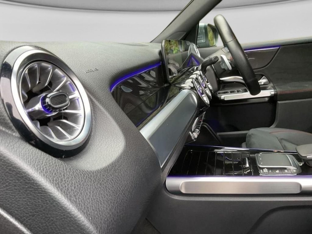 Used Mercedes-Benz GLB 2022 for sale - 77920338: Photo 9