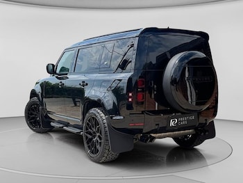 Used Land Rover Defender 2023 for sale - 78172358: Photo