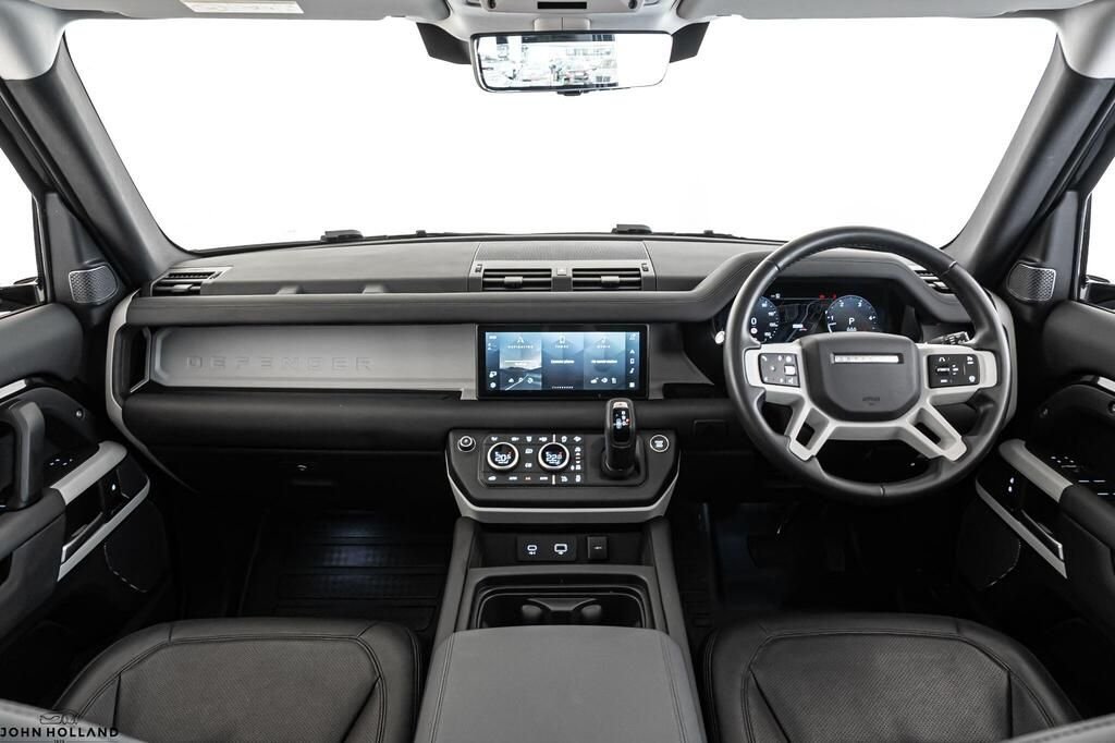 Used Land Rover Defender 2023 for sale - 78172358: Photo 6