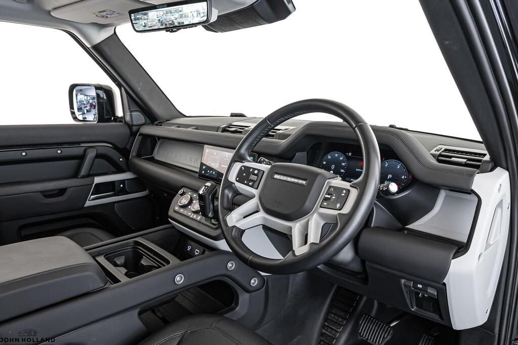 Used Land Rover Defender 2023 for sale - 78172358: Photo 7