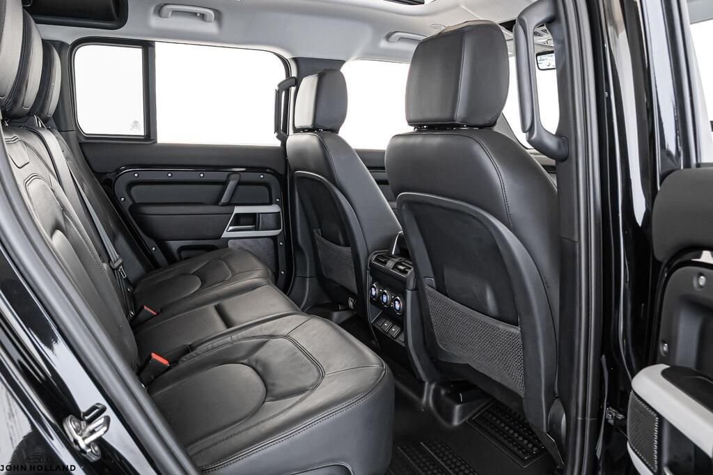 Used Land Rover Defender 2023 for sale - 78172358: Photo 9