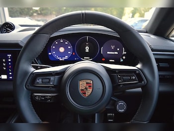 Used Porsche Macan 2025 for sale - 79482020: Photo