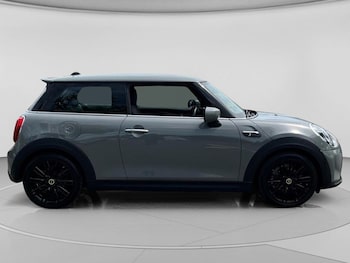 Used MINI Hatch 2022 for sale - 78637913: Photo