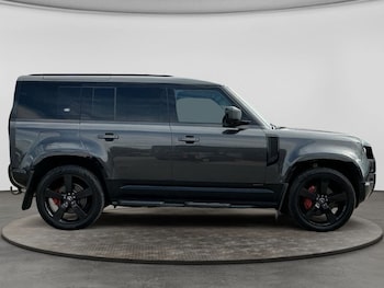 Used Land Rover Defender 2024 for sale - 79462244: Photo