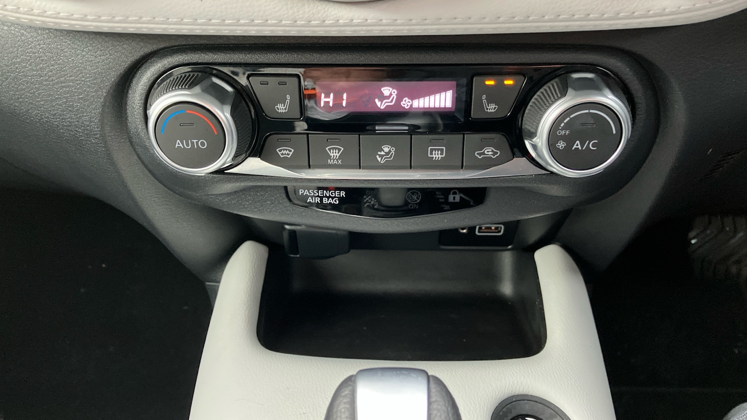 Used Nissan Juke 2023 for sale - 76355443: Photo 25