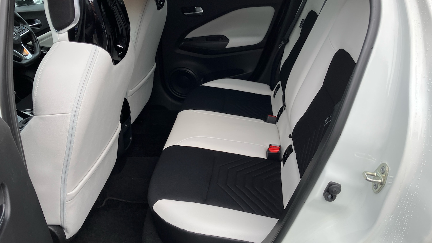 Used Nissan Juke 2023 for sale - 76355443: Photo 30