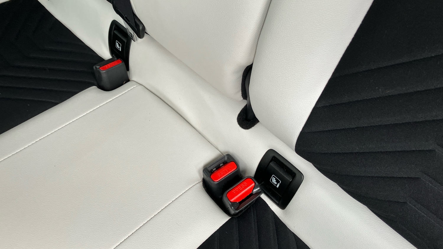 Used Nissan Juke 2023 for sale - 76355443: Photo 31