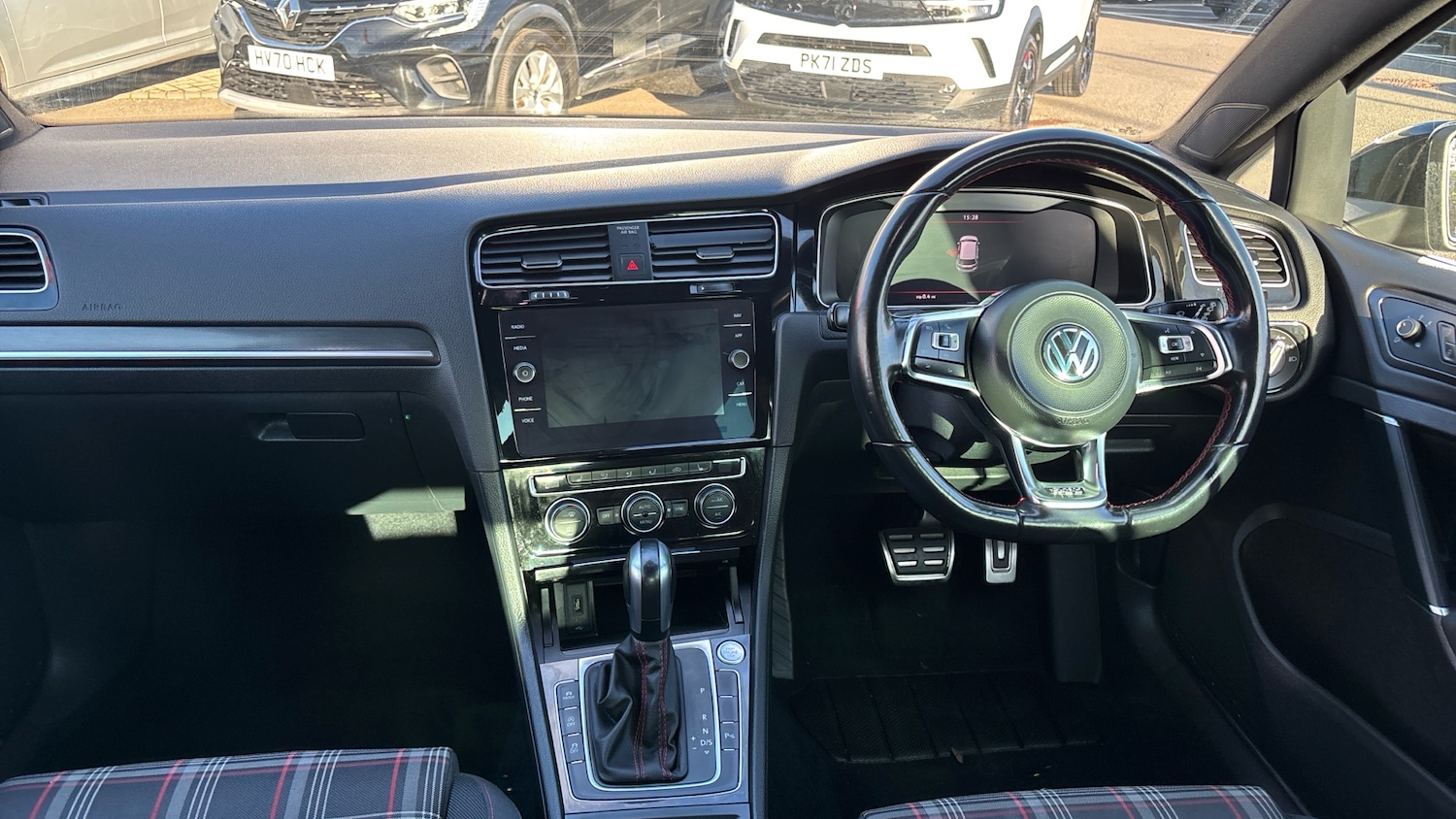 Used Volkswagen Golf 2019 for sale - 76477757: Photo 10