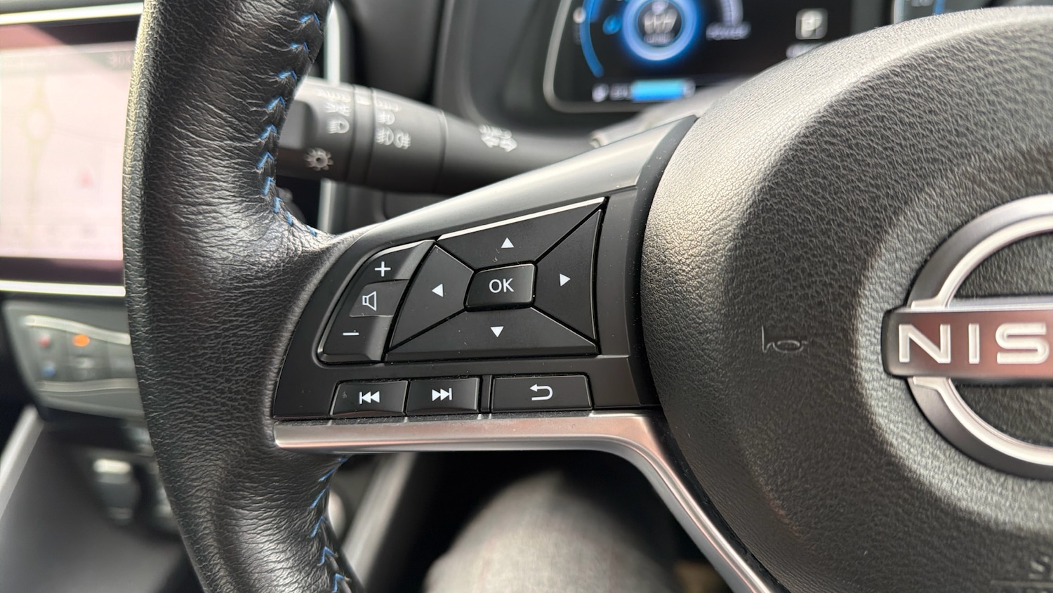 Used Nissan Leaf 2023 for sale - 77137510: Photo 31