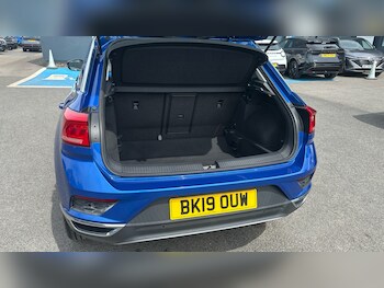 Used Volkswagen T-Roc 2019 for sale - 78974434: Photo