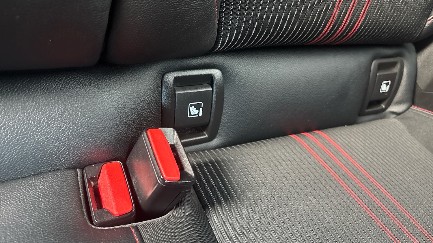 Used Renault Clio 2019 for sale - 77883717: Photo 17