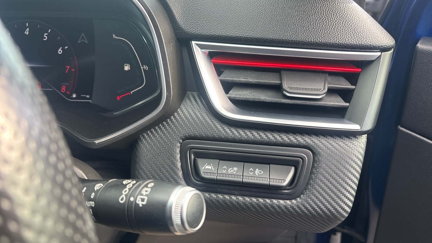 Used Renault Clio 2019 for sale - 77883717: Photo 33