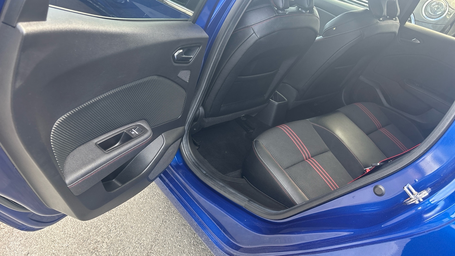 Used Renault Clio 2019 for sale - 77883717: Photo 41