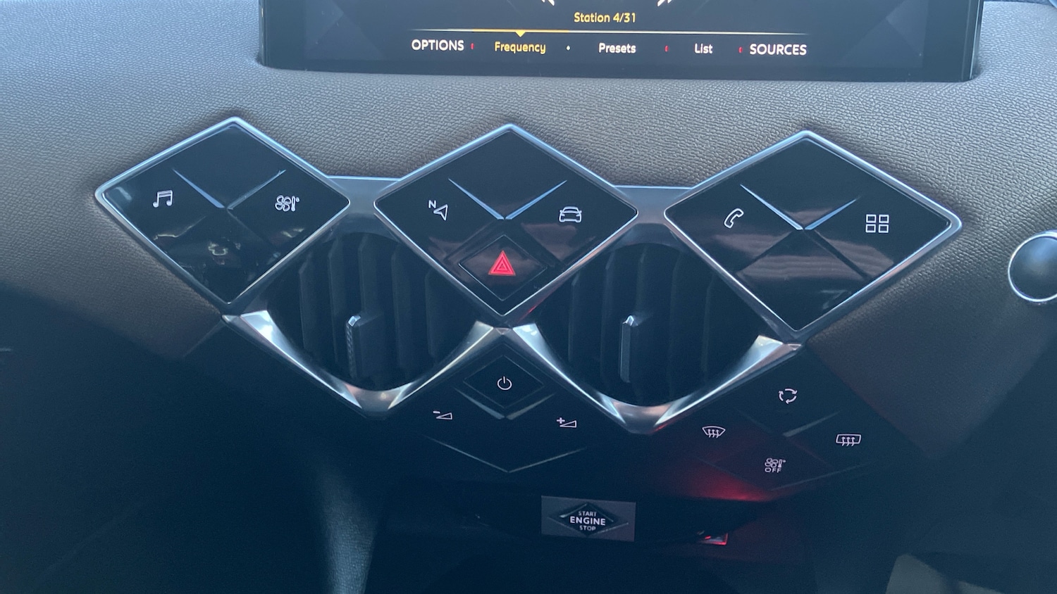 Used DS Automobiles DS 3 2019 for sale - 77689119: Photo 56