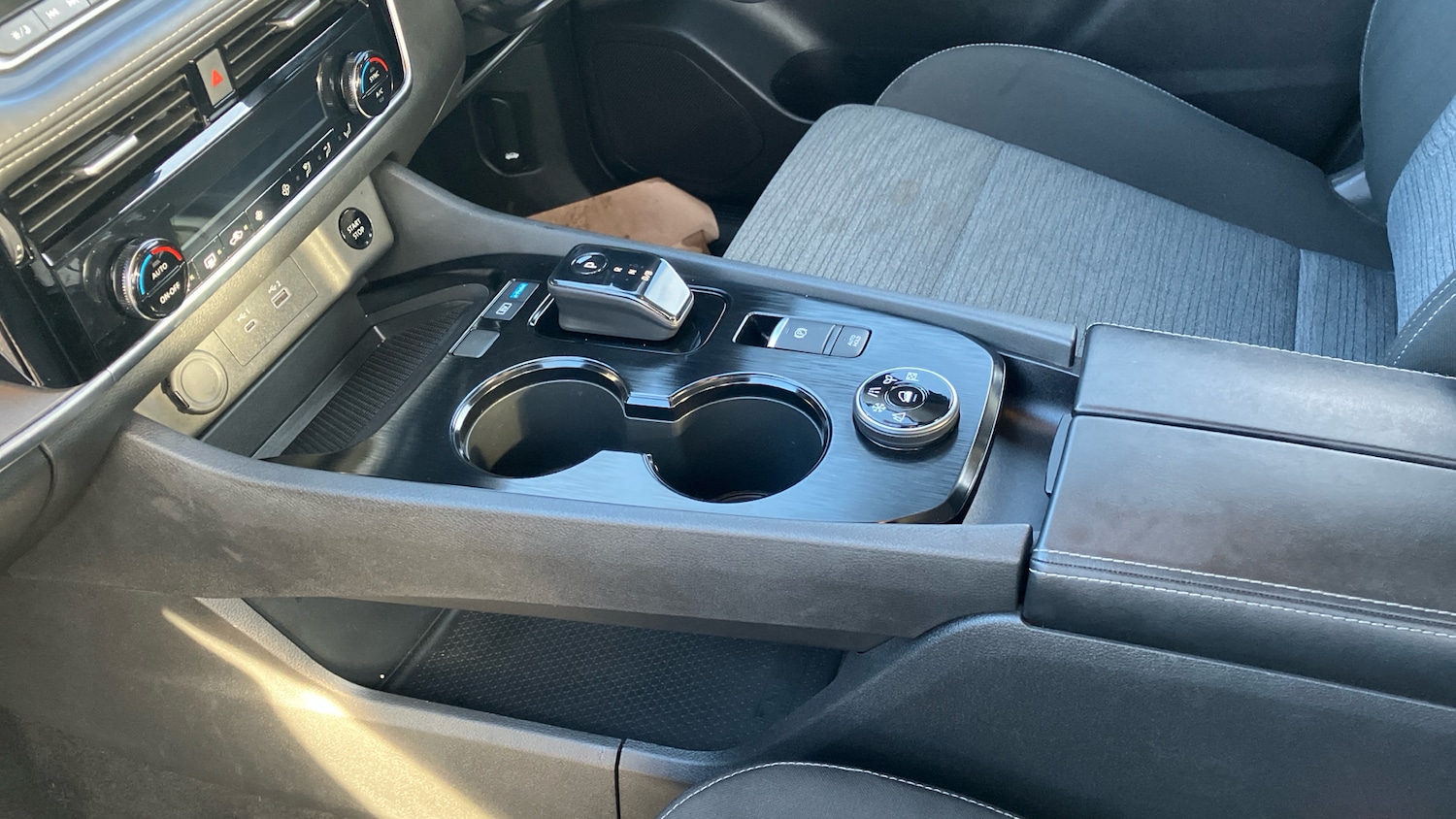 Used Nissan X-Trail 2024 for sale - 76625588: Photo 13