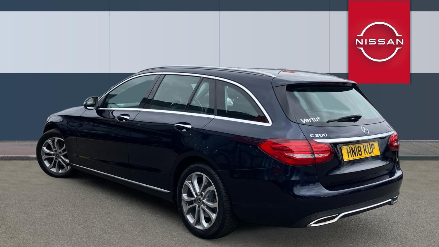 Used Mercedes-Benz C Class 2018 for sale - 78107239: Photo 2