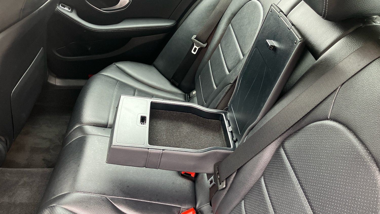 Used Mercedes-Benz C Class 2018 for sale - 78107239: Photo 23