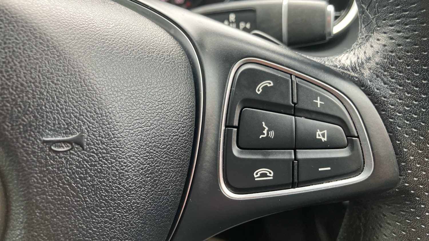 Used Mercedes-Benz C Class 2018 for sale - 78107239: Photo 42