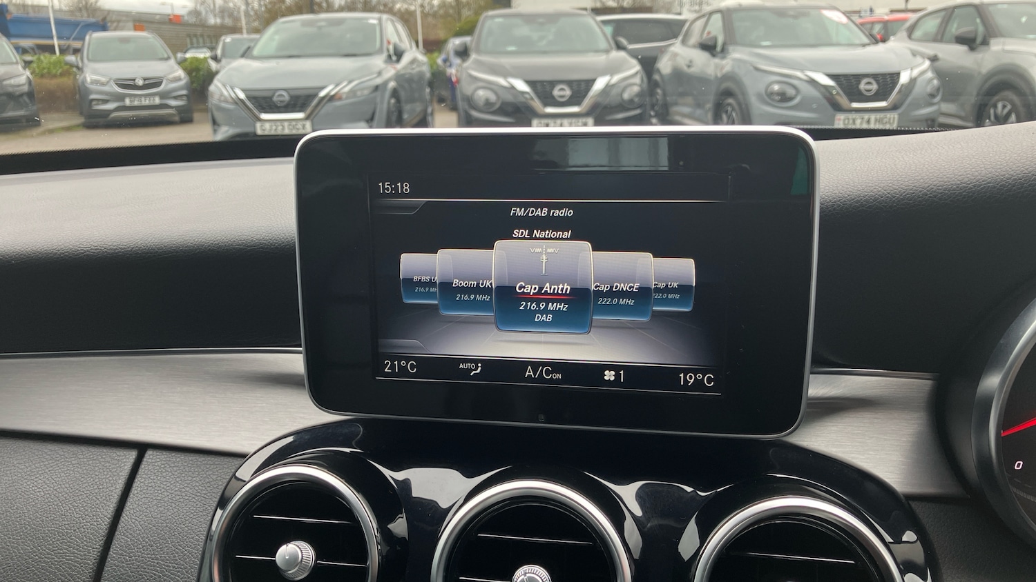 Used Mercedes-Benz C Class 2018 for sale - 78107239: Photo 43