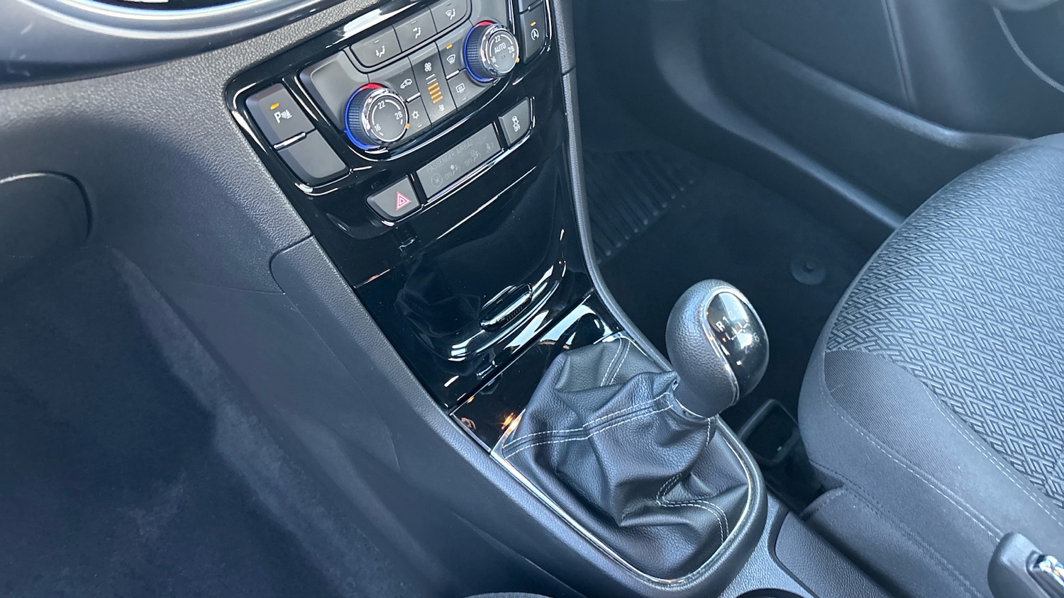 Used Vauxhall Mokka X 2017 for sale - 76945798: Photo 13