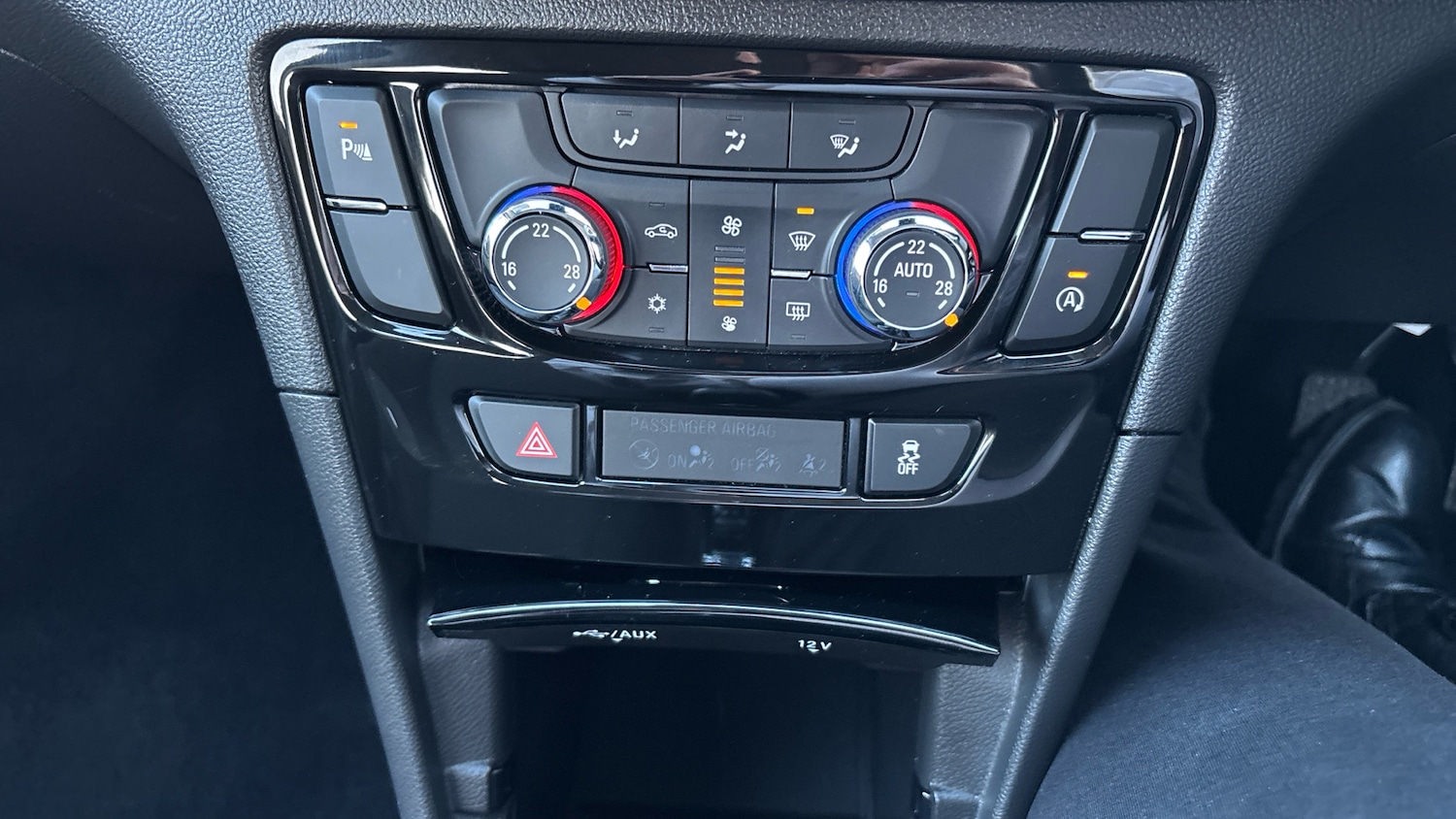 Used Vauxhall Mokka X 2017 for sale - 76945798: Photo 31