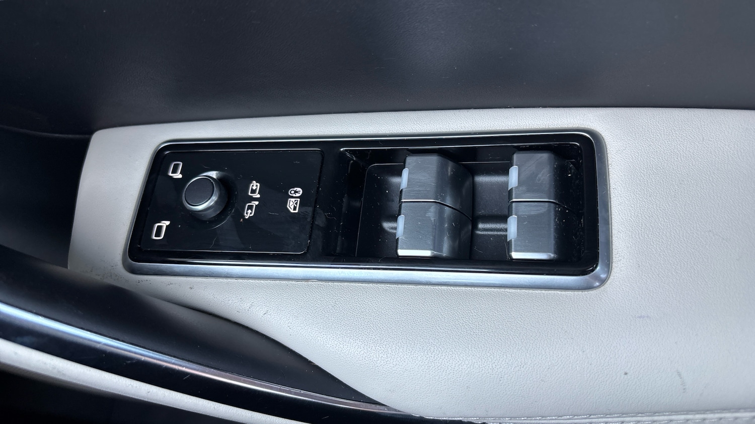 Used Jaguar F-Pace 2021 for sale - 76566152: Photo 26